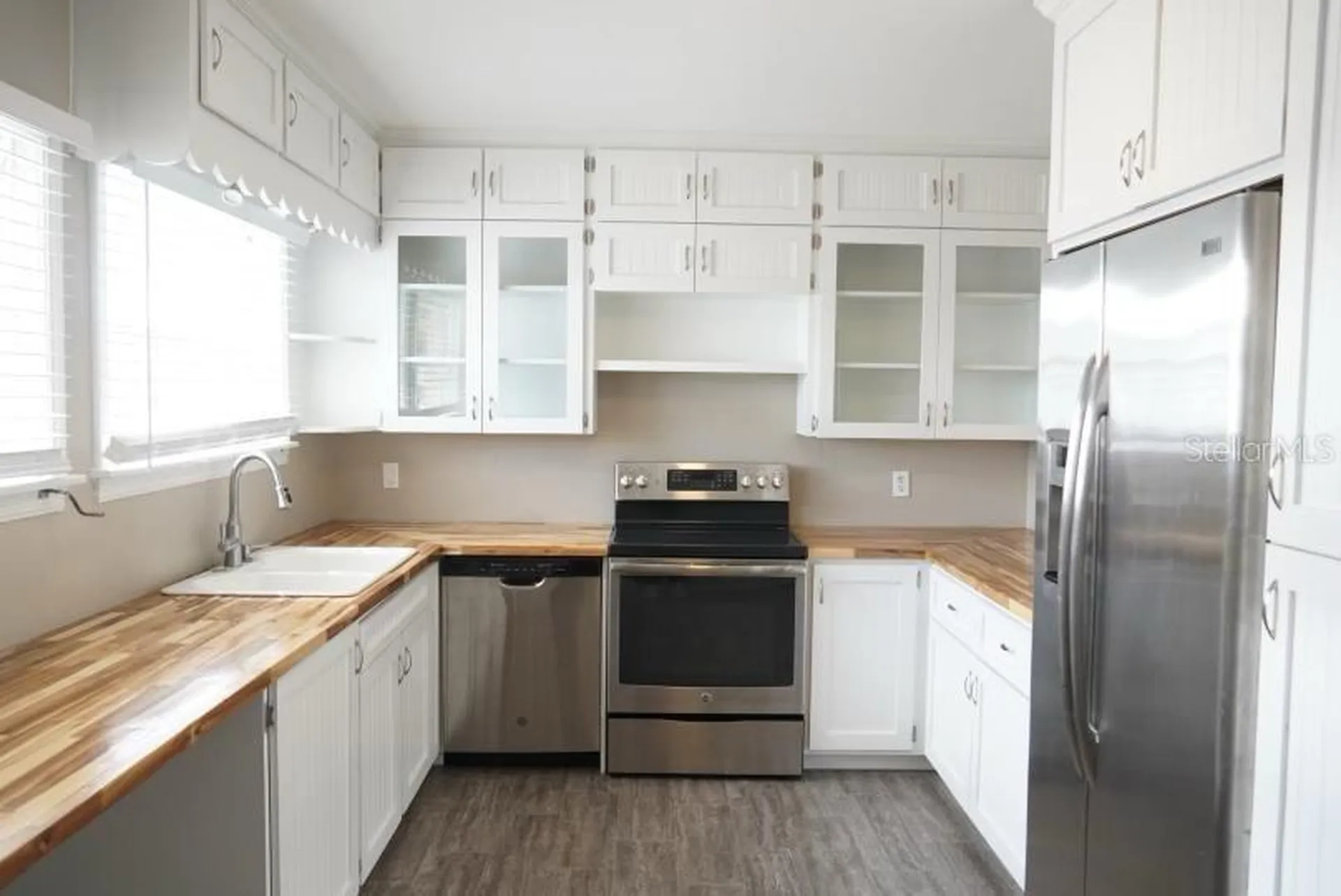 1761 Siesta Dr & 1760 Wisconsin Lane Sarasota FL 34239