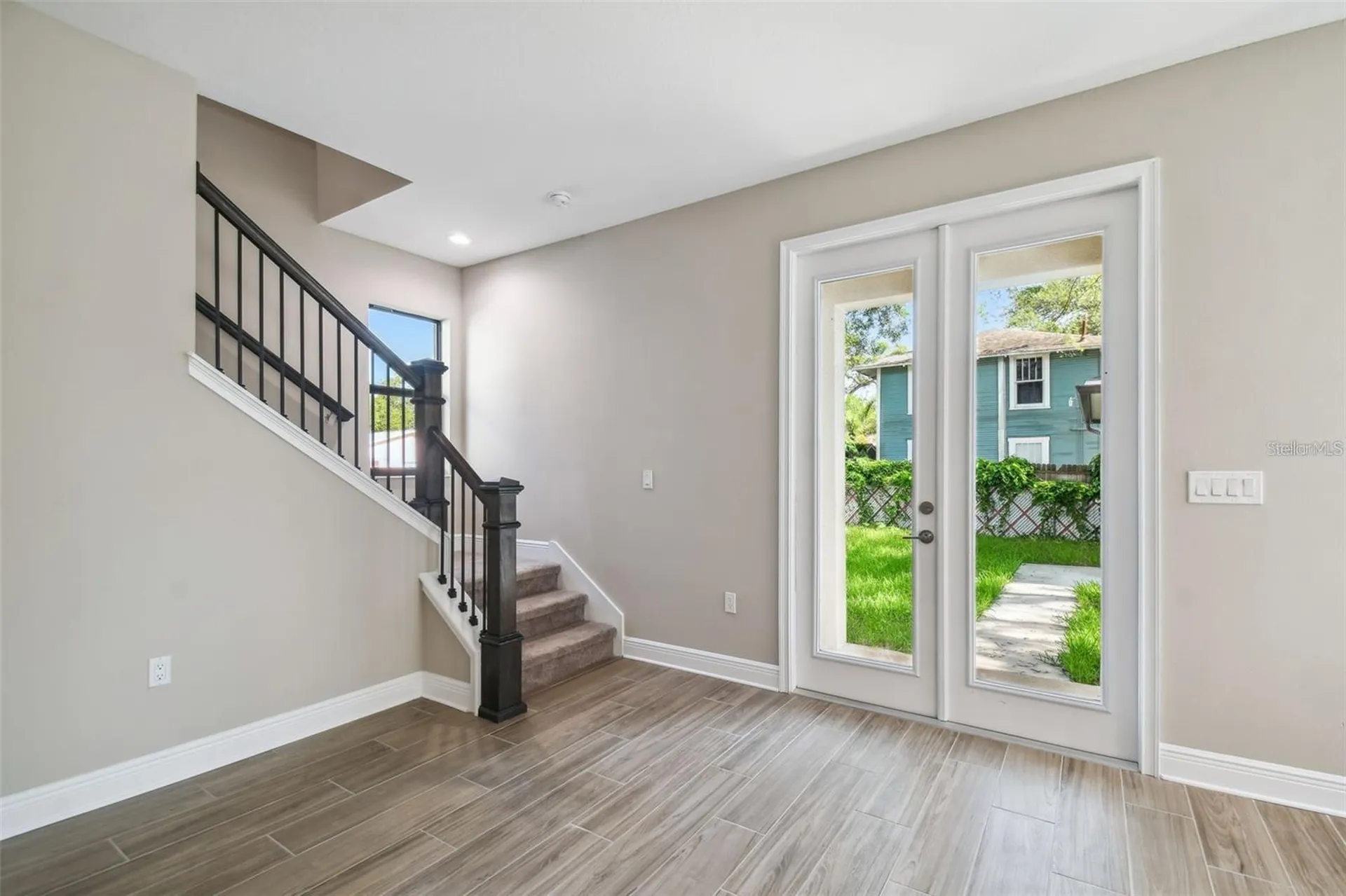 4333 2nd Avenue N St Petersburg FL 33713