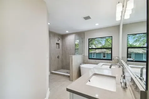4333 2nd Avenue N St Petersburg FL 33713