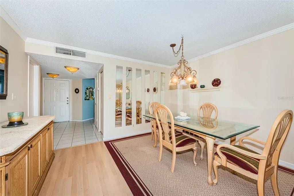6080 Bahia Del Mar Circle St Petersburg FL 33715