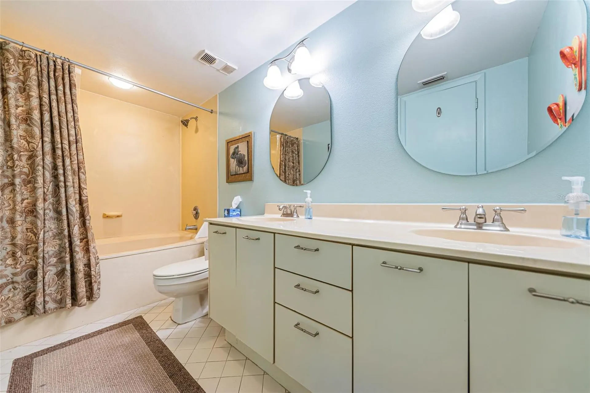 6080 Bahia Del Mar Circle St Petersburg FL 33715