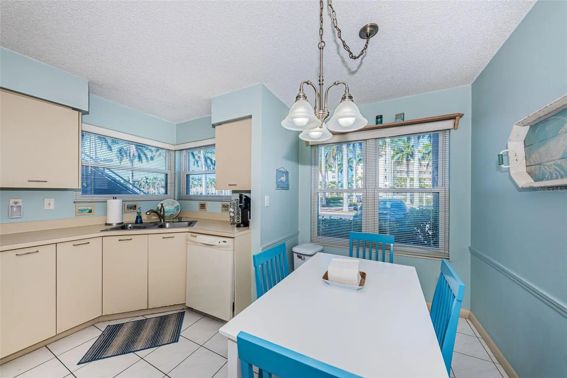 6080 Bahia Del Mar Circle St Petersburg FL 33715