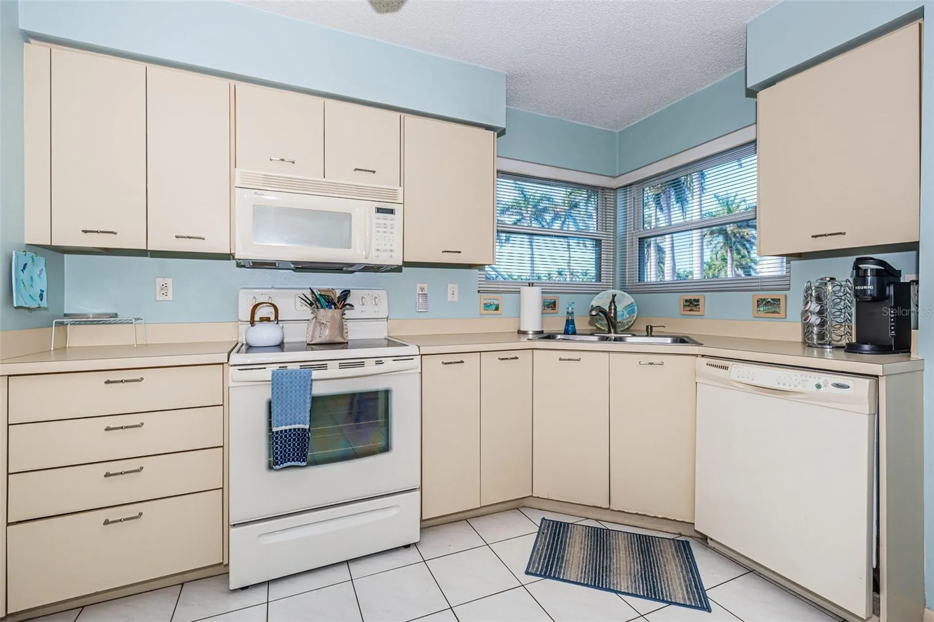 6080 Bahia Del Mar Circle St Petersburg FL 33715