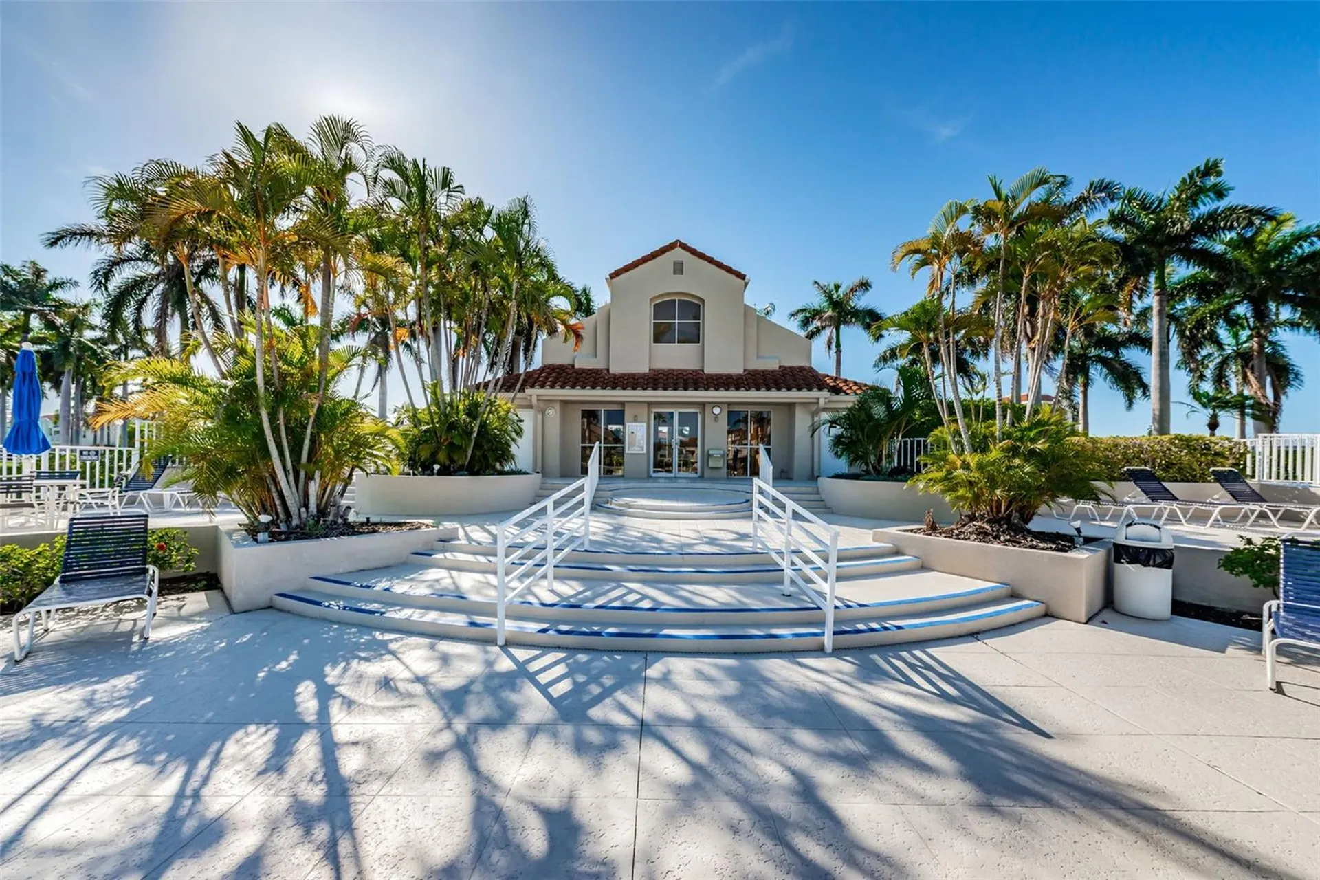 6080 Bahia Del Mar Circle St Petersburg FL 33715
