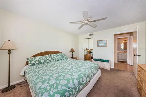 6080 Bahia Del Mar Circle St Petersburg FL 33715
