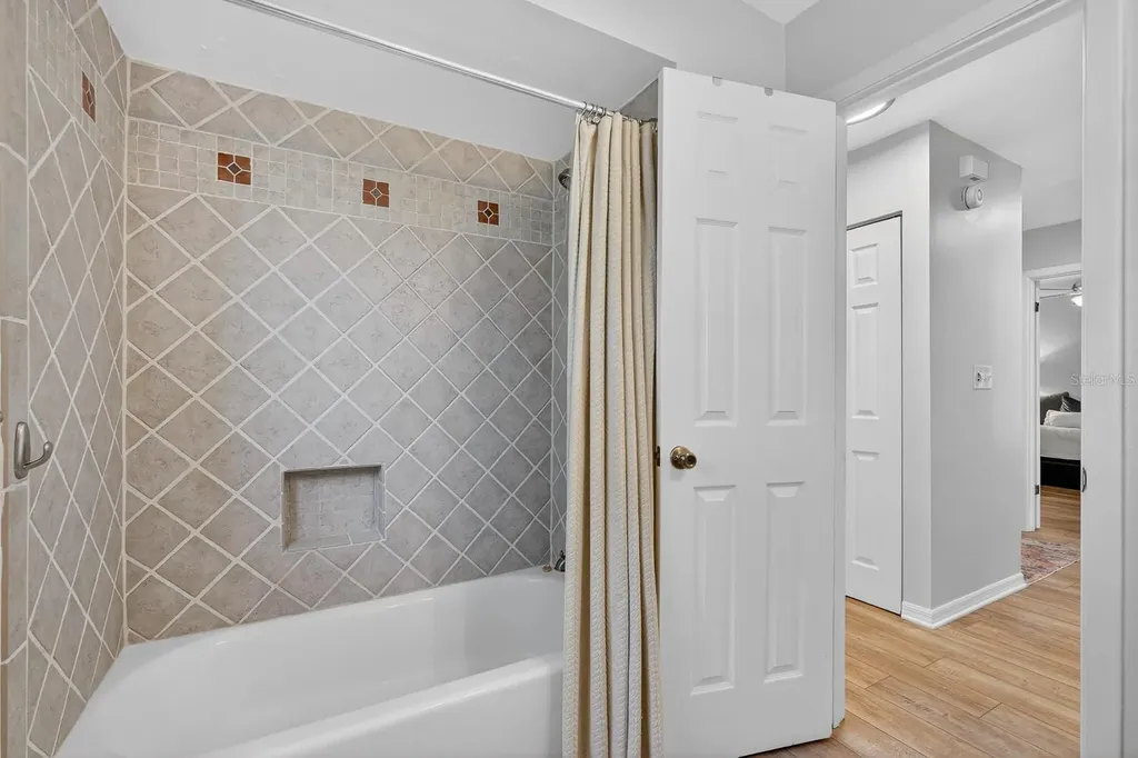 537 Brown Pelican Drive Daytona Beach FL 32119