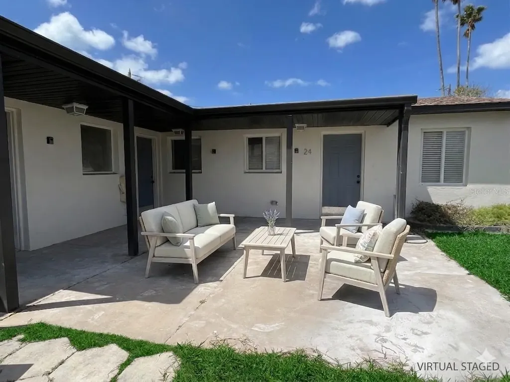 24 Lynn Way Madeira Beach FL 33708