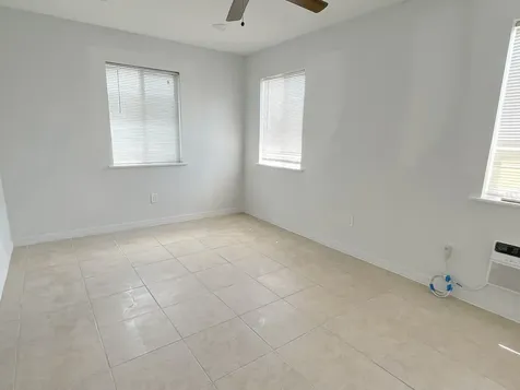 24 Lynn Way Madeira Beach FL 33708