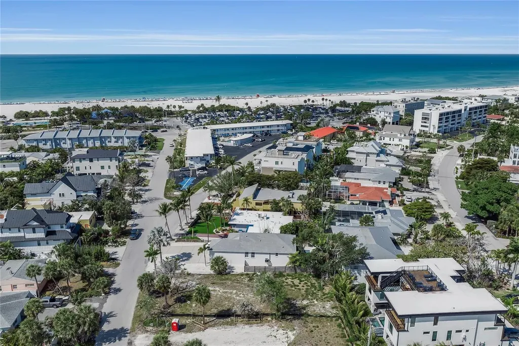 243 Coolidge Drive Sarasota FL 34236