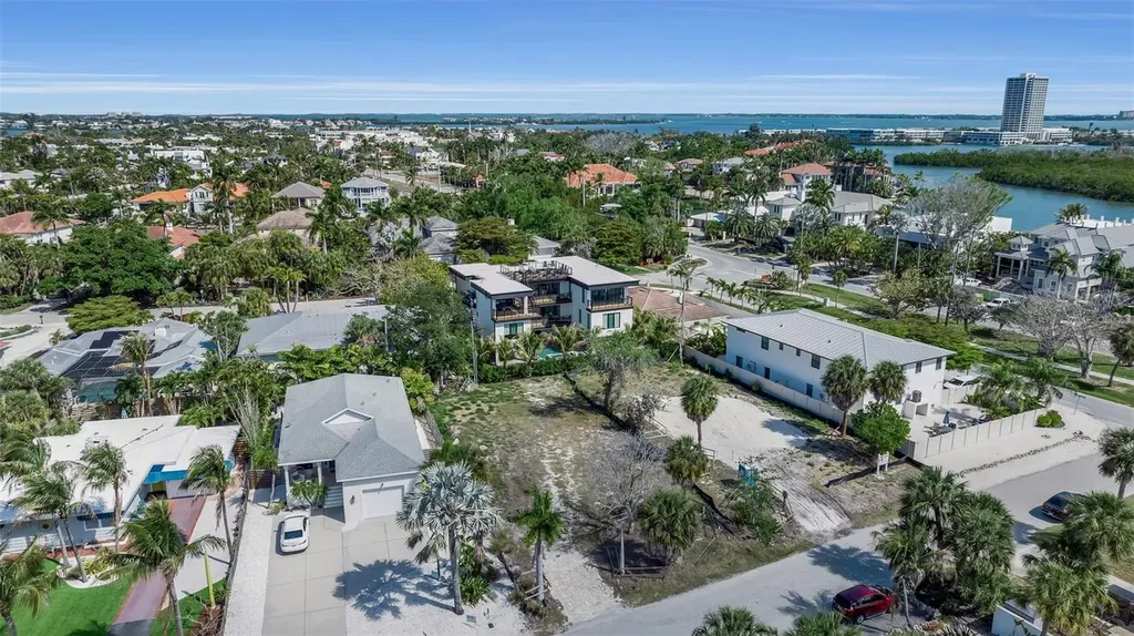 243 Coolidge Drive Sarasota FL 34236