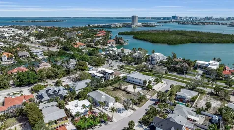 243 Coolidge Drive Sarasota FL 34236
