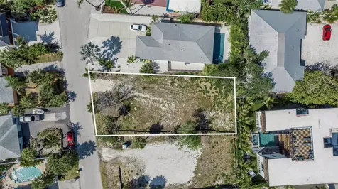 243 Coolidge Drive Sarasota FL 34236