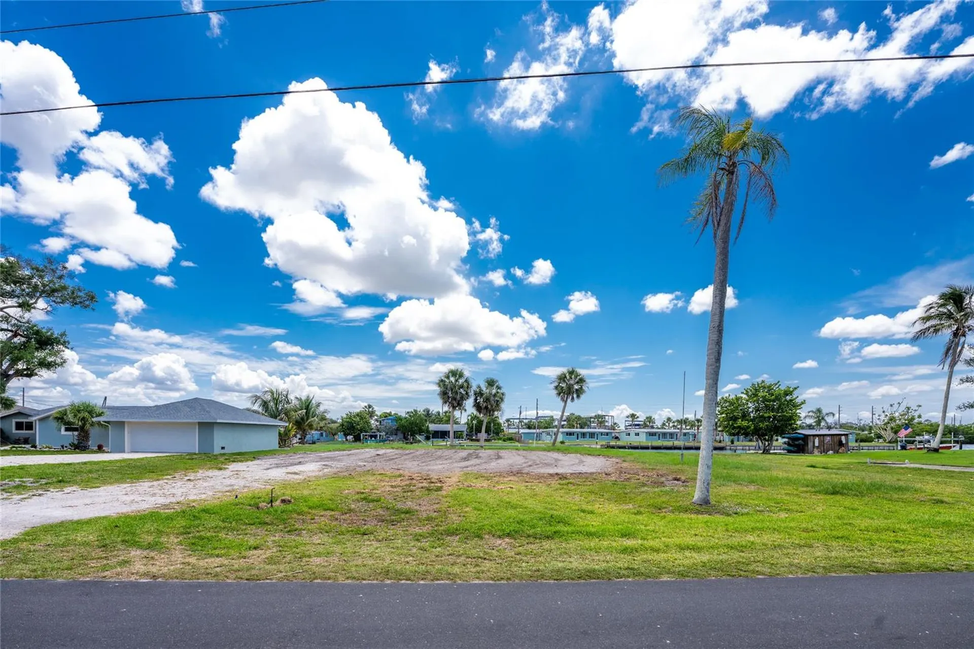 1899 Riverside Drive Englewood FL 34223