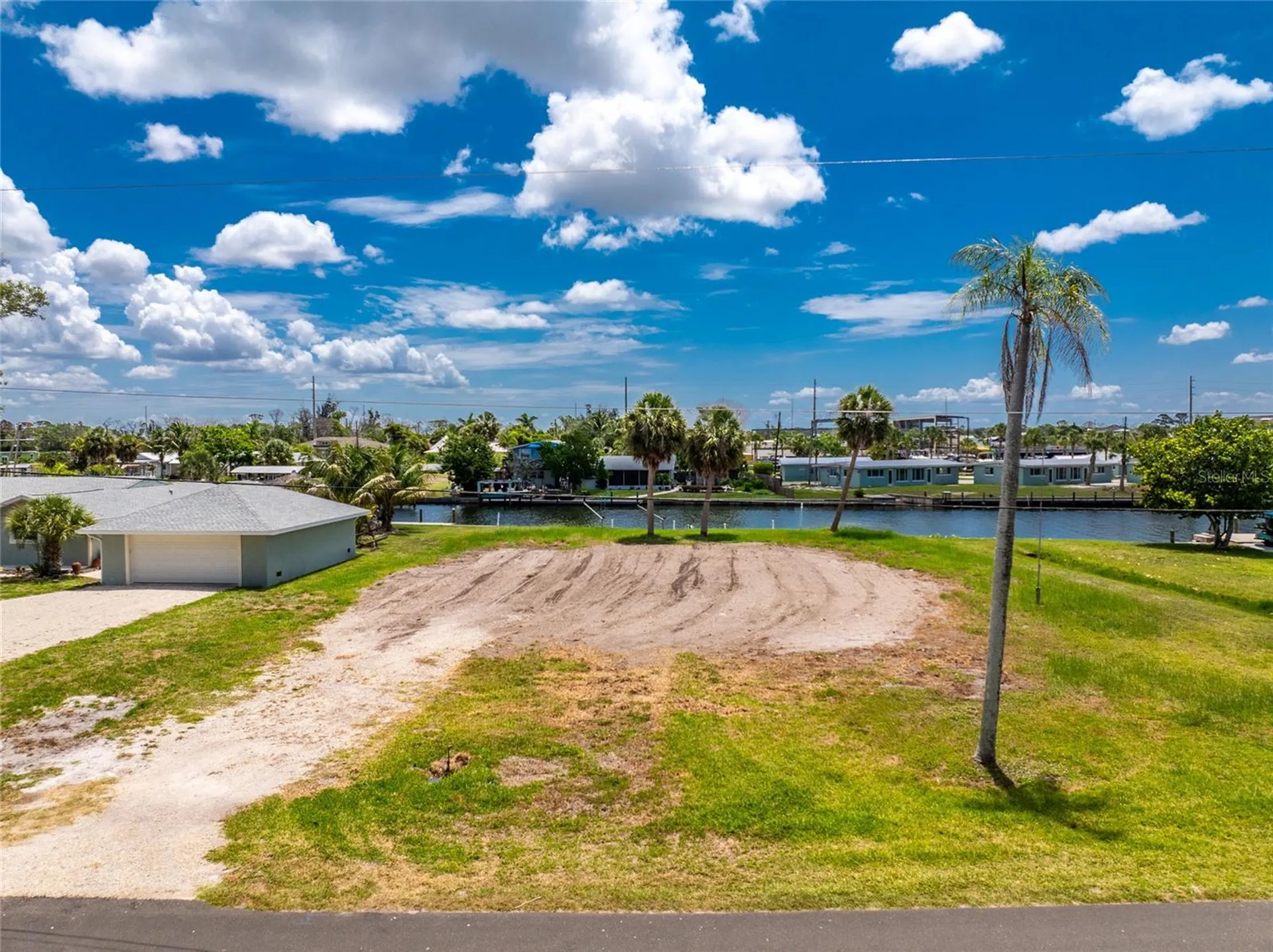 1899 Riverside Drive Englewood FL 34223