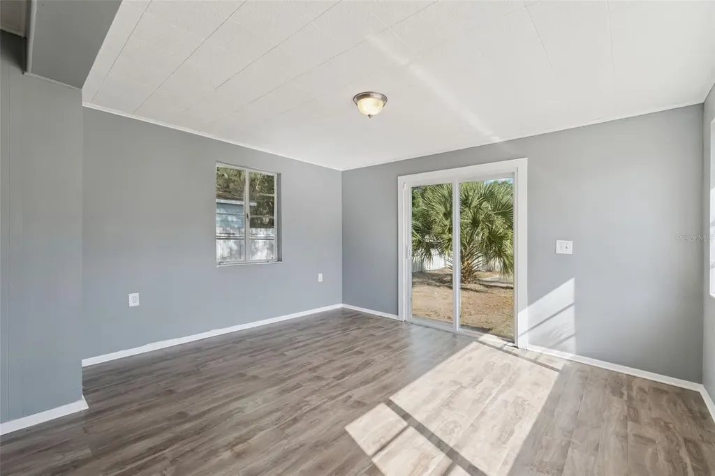 3947 Grove Street S St Petersburg FL 33705