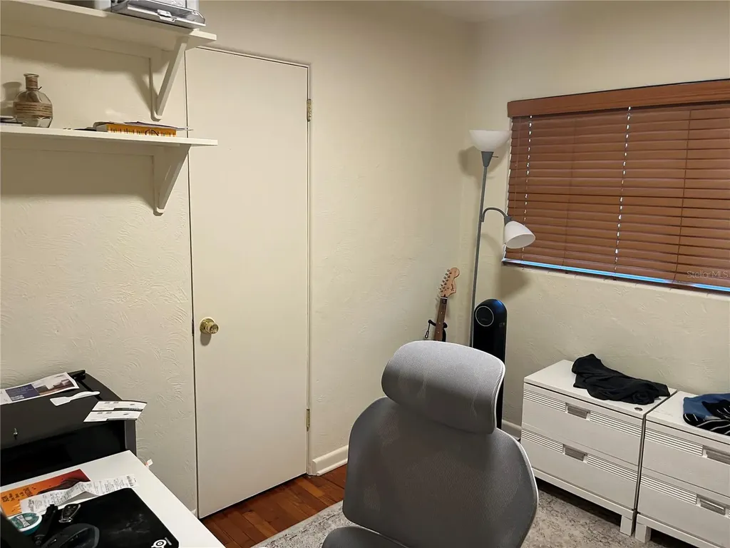 2102 Shaffer Place Orlando FL 32806