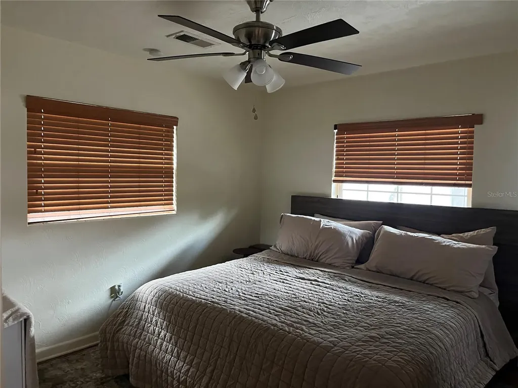 2102 Shaffer Place Orlando FL 32806