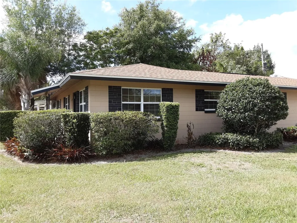 2102 Shaffer Place Orlando FL 32806