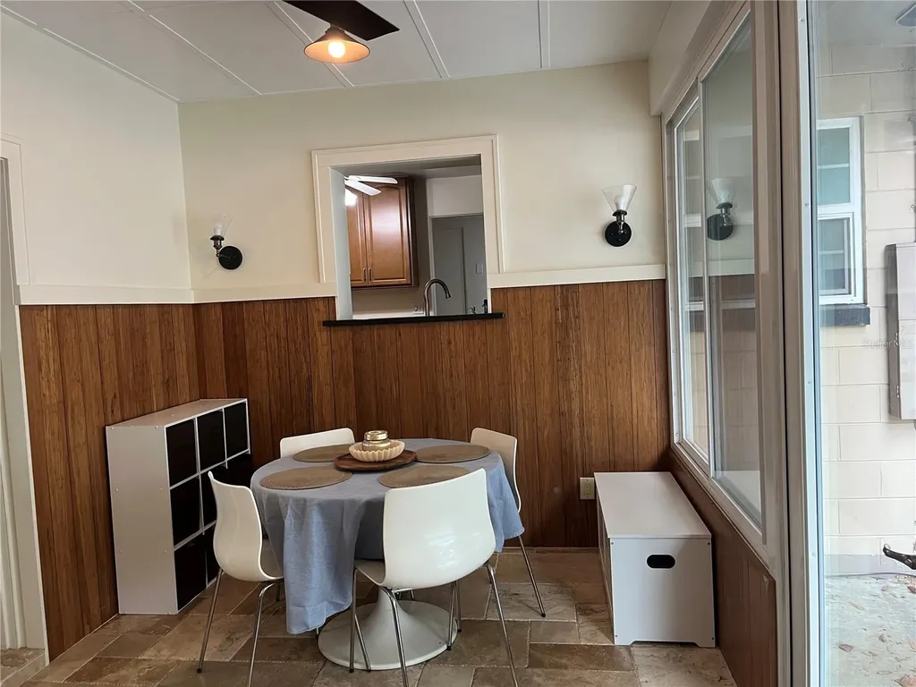 2102 Shaffer Place Orlando FL 32806