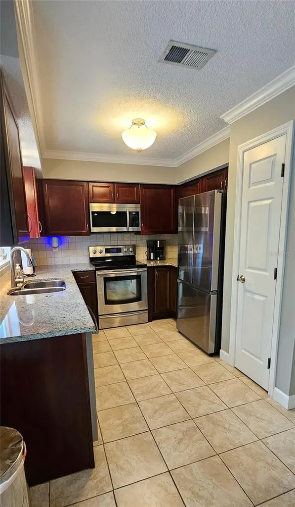 6248 109th Avenue N Pinellas Park FL 33782