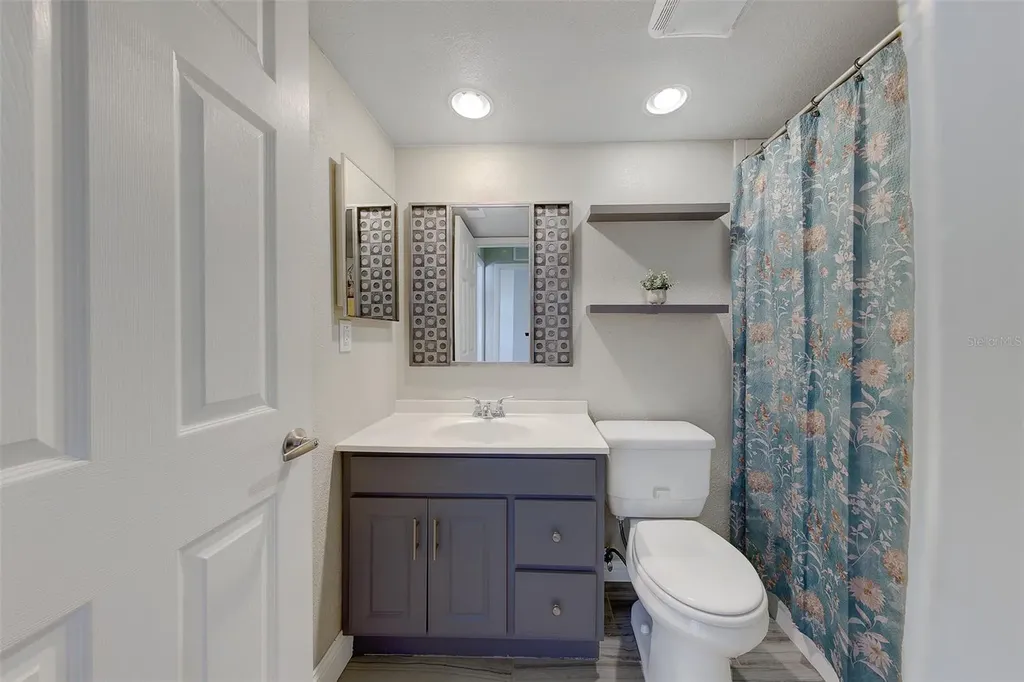 1603 W Orangecrest Avenue Palm Harbor FL 34683