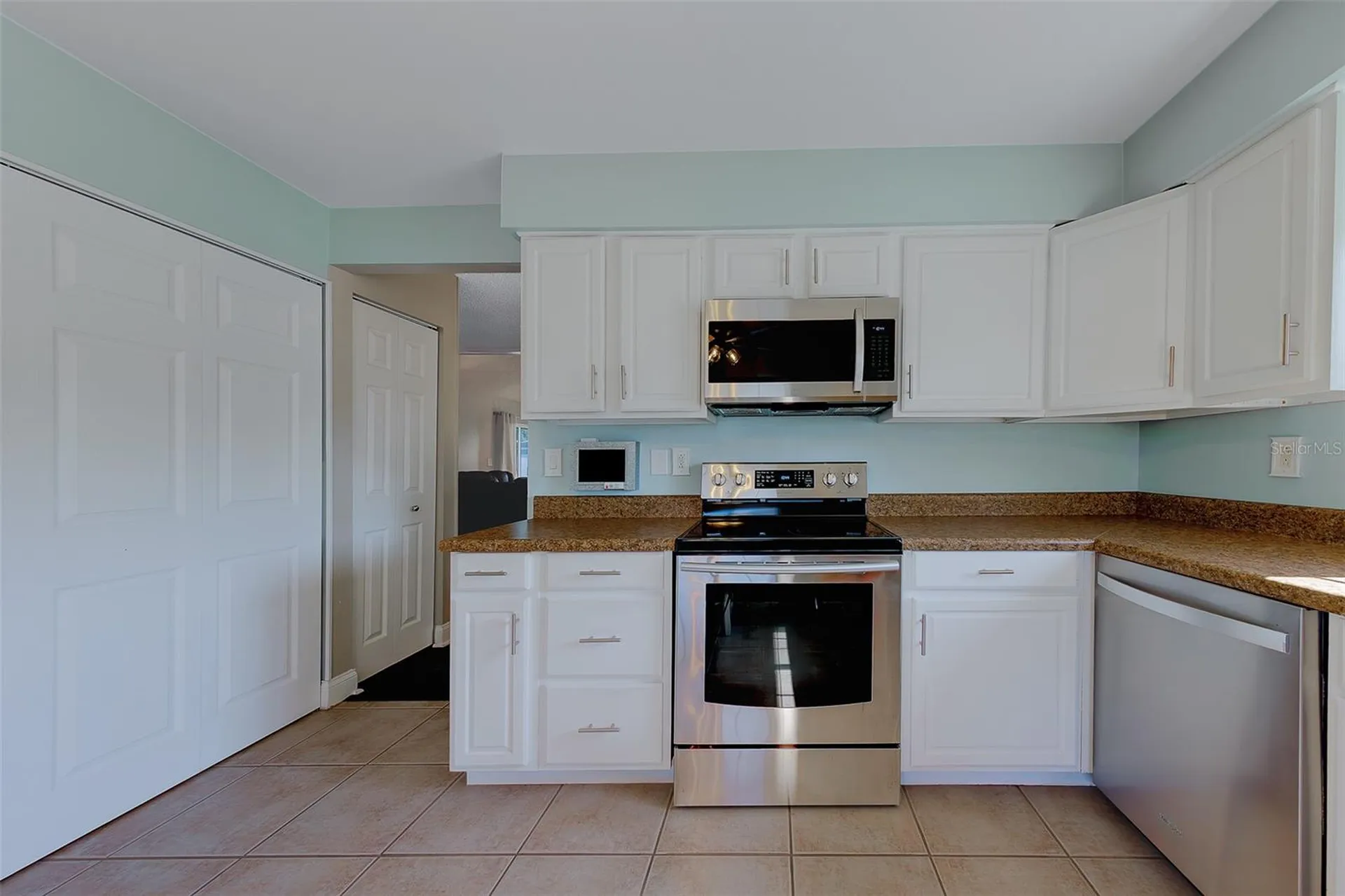 1603 W Orangecrest Avenue Palm Harbor FL 34683