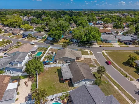 1603 W Orangecrest Avenue Palm Harbor FL 34683