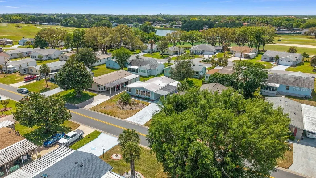 1116 W Boone Court Lady Lake FL 32159