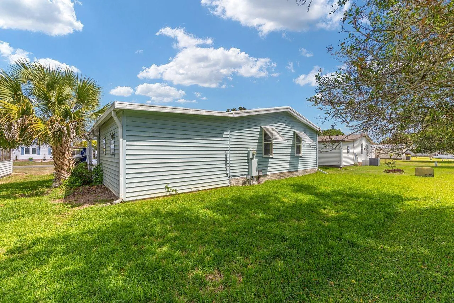 1116 W Boone Court Lady Lake FL 32159