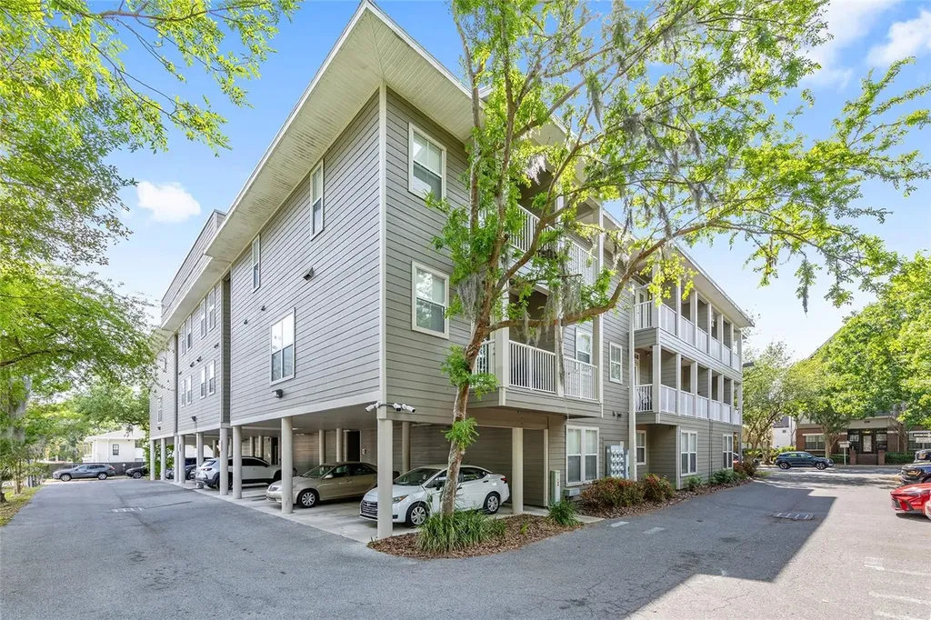 621 SW 10th Street Gainesville FL 32601
