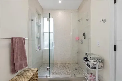 621 SW 10th Street Gainesville FL 32601