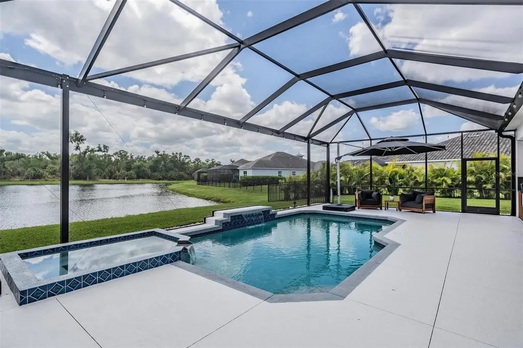 16007 39th Glen E Parrish FL 34219