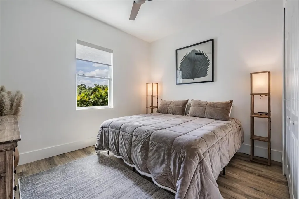 16007 39th Glen E Parrish FL 34219
