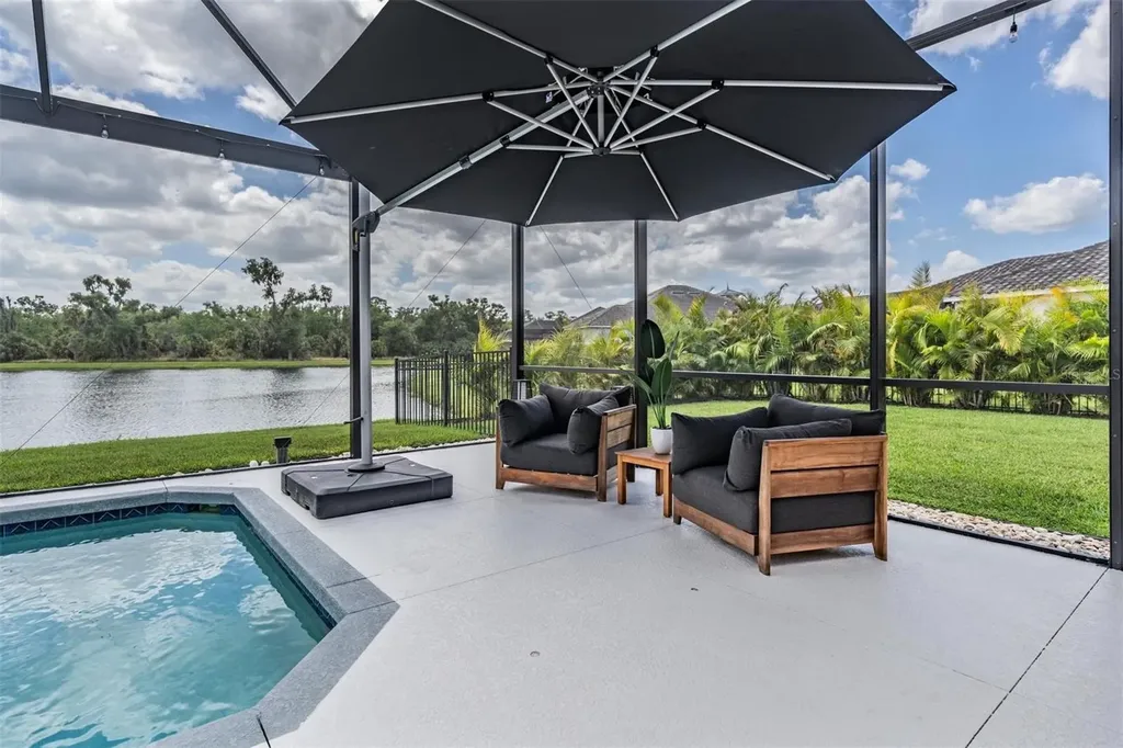 16007 39th Glen E Parrish FL 34219
