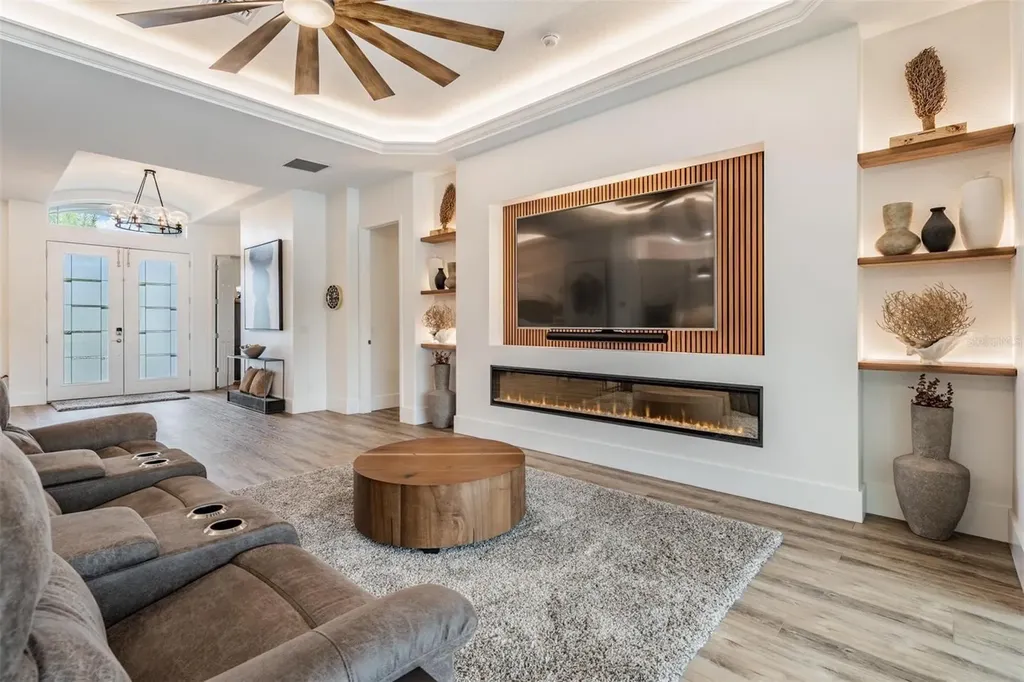16007 39th Glen E Parrish FL 34219