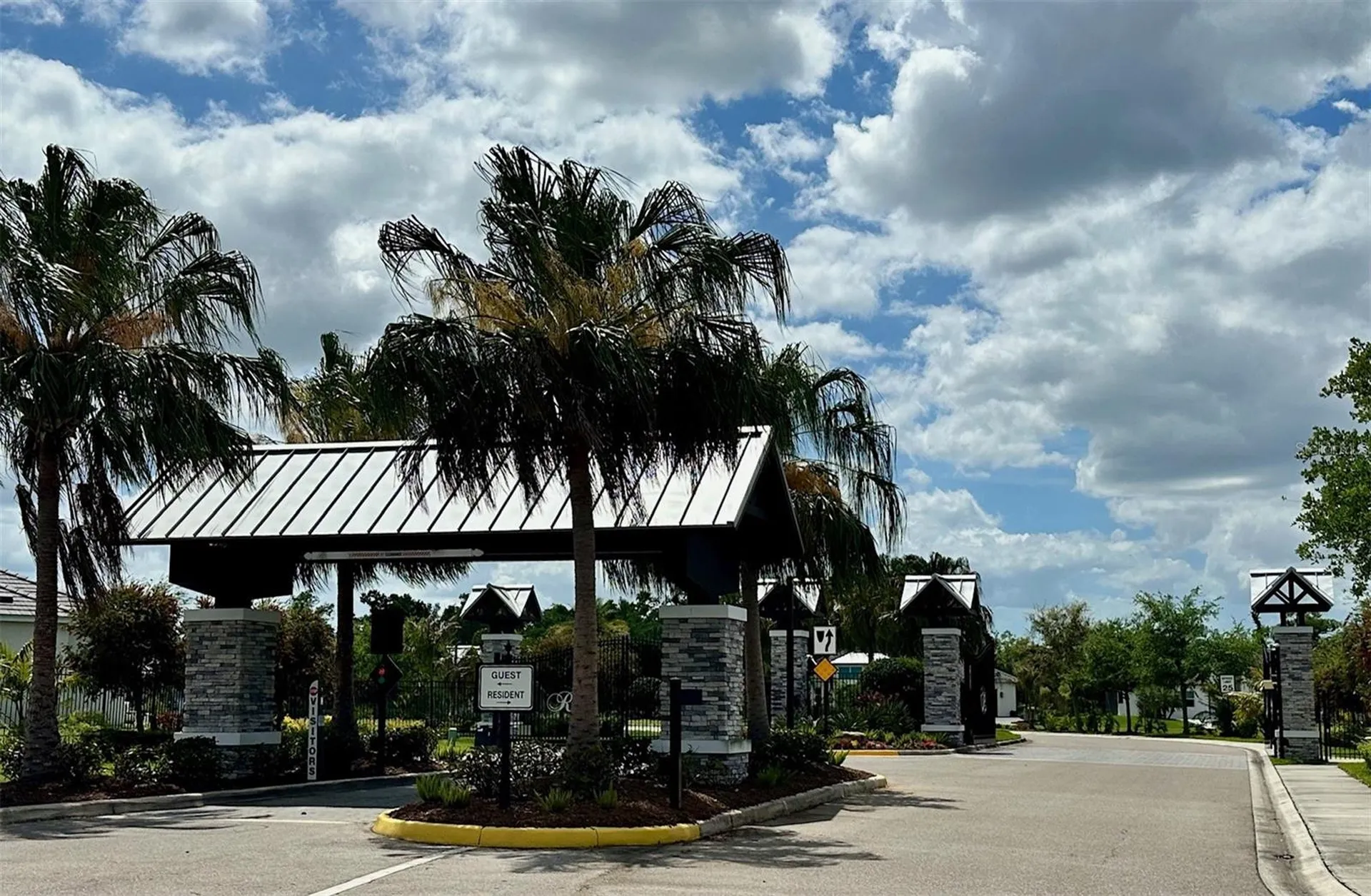 16007 39th Glen E Parrish FL 34219