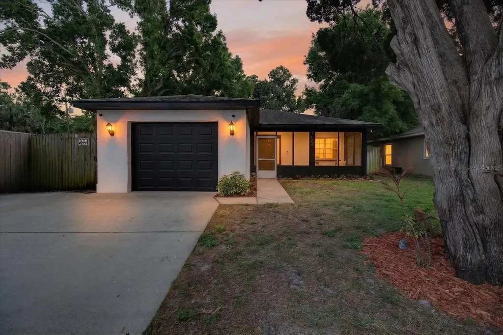 1005 13th Avenue NW Largo FL 33770
