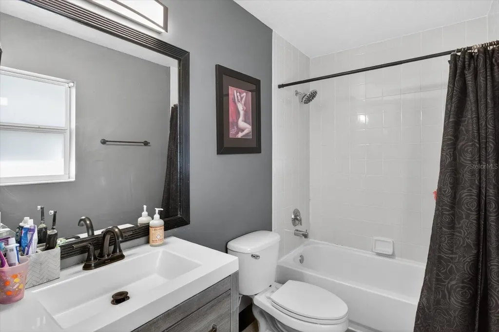 1005 13th Avenue NW Largo FL 33770