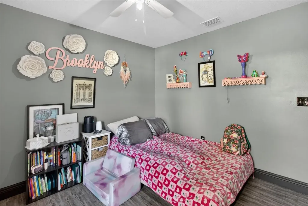 1005 13th Avenue NW Largo FL 33770