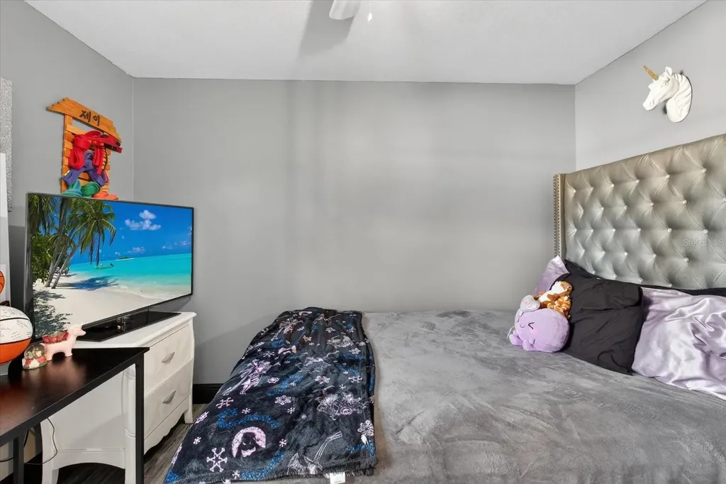 1005 13th Avenue NW Largo FL 33770