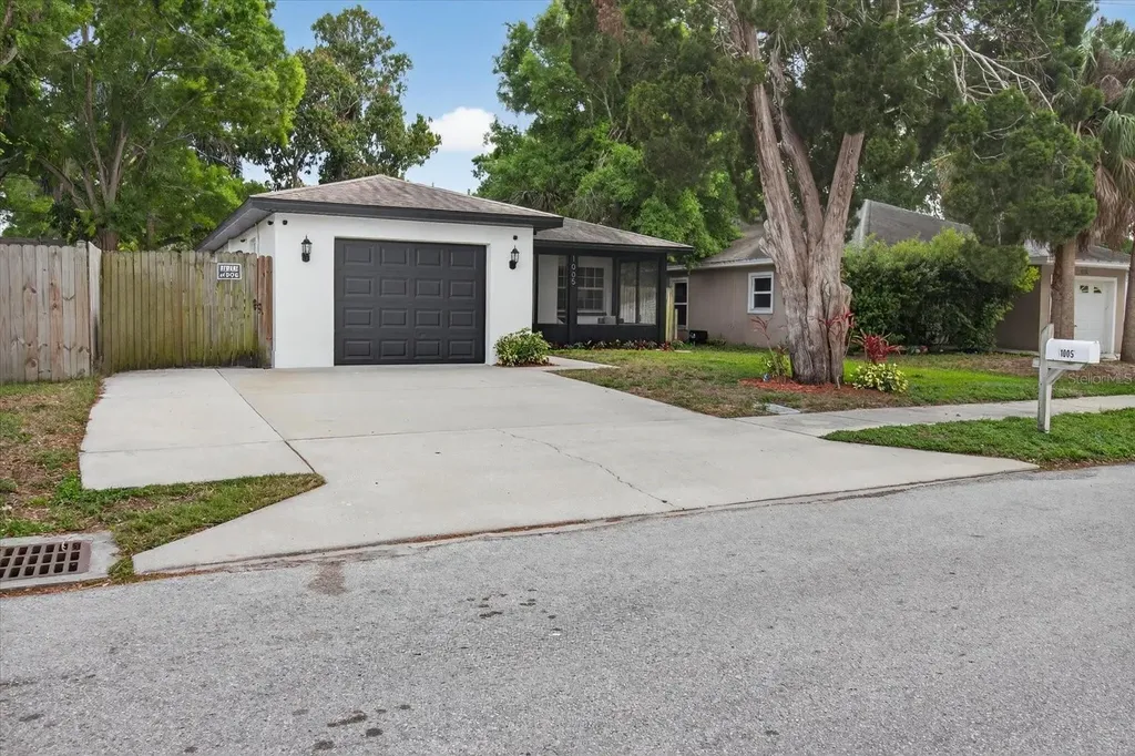 1005 13th Avenue NW Largo FL 33770
