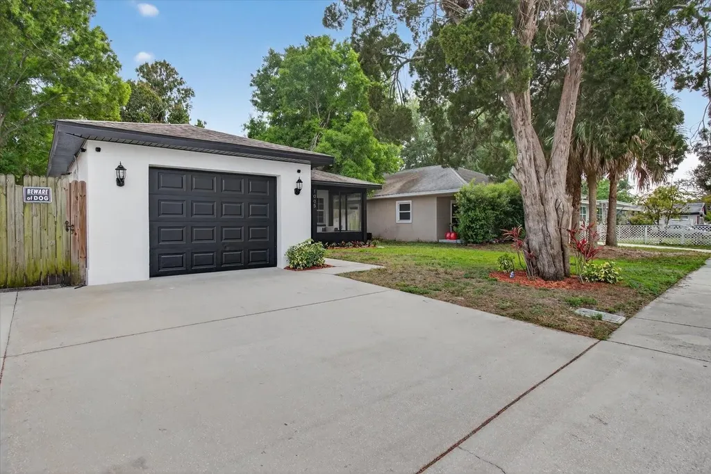 1005 13th Avenue NW Largo FL 33770