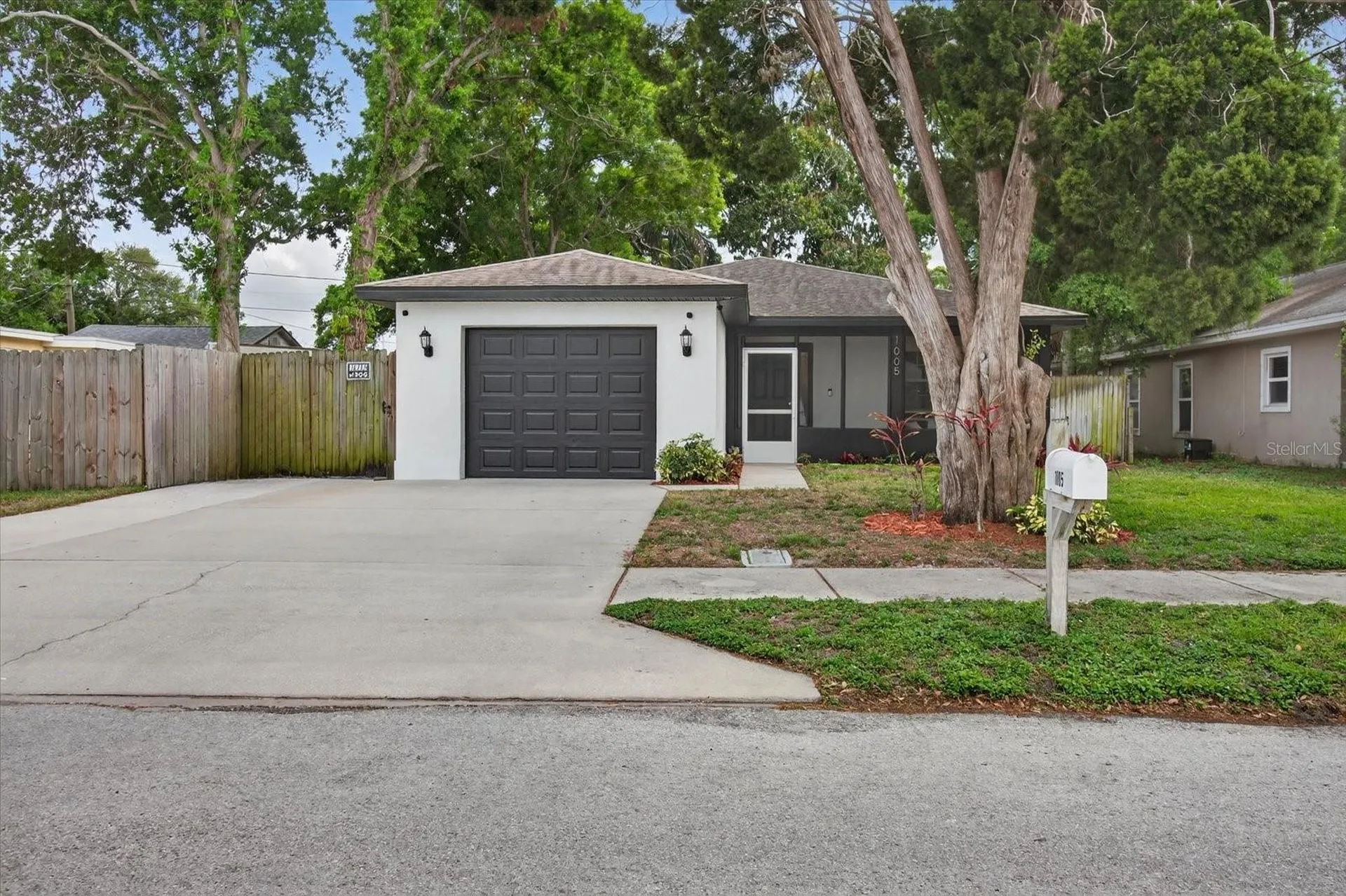 1005 13th Avenue NW Largo FL 33770