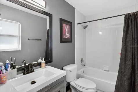 1005 13th Avenue NW Largo FL 33770