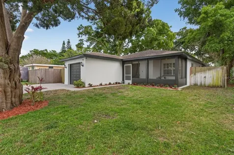 1005 13th Avenue NW Largo FL 33770