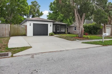 1005 13th Avenue NW Largo FL 33770