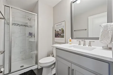 4921 W Paul Avenue Tampa FL 33611