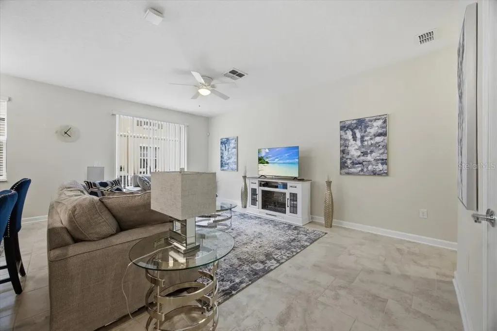 1365 Shinnecock Hills Drive Davenport FL 33896