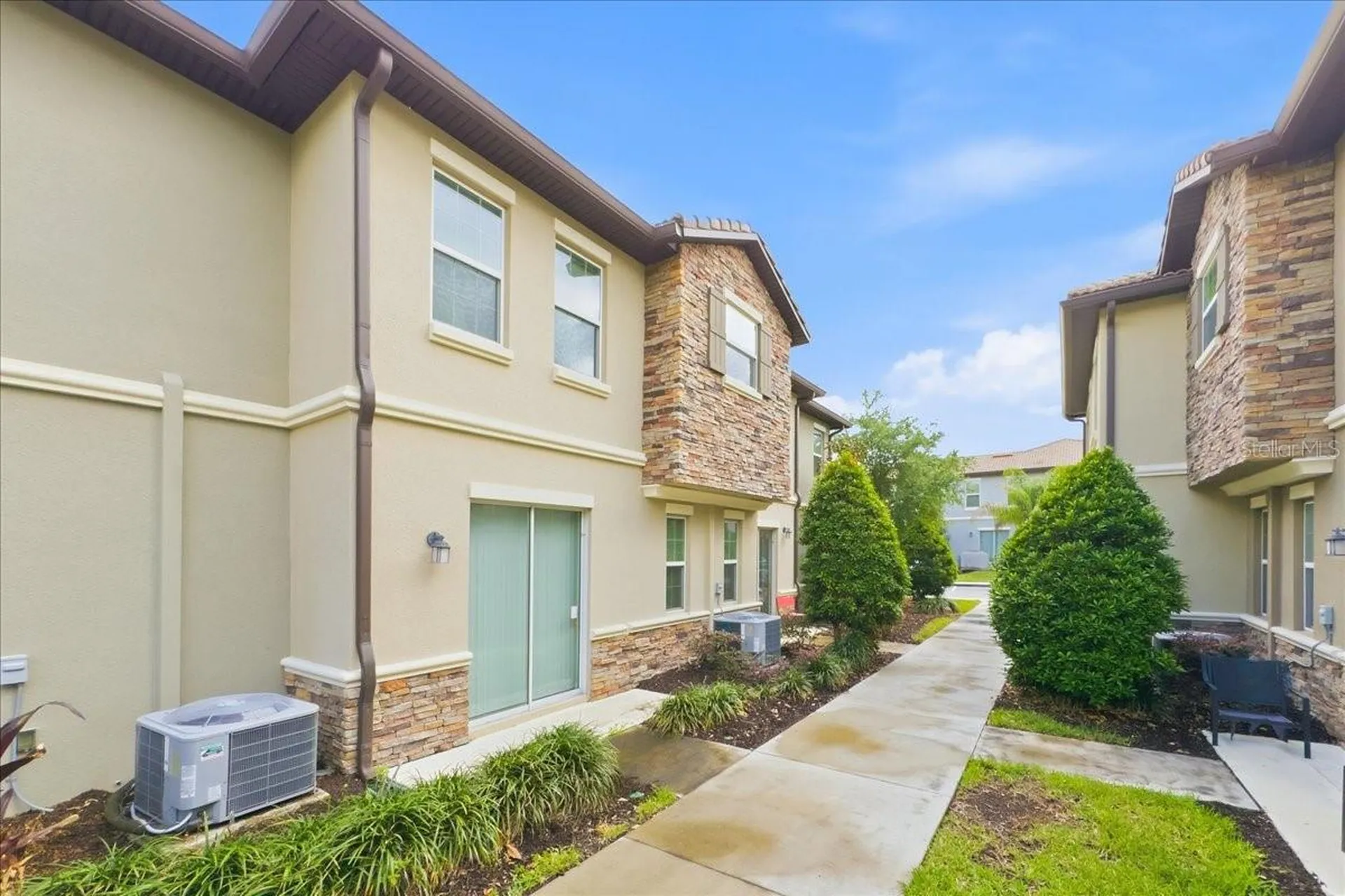 1365 Shinnecock Hills Drive Davenport FL 33896