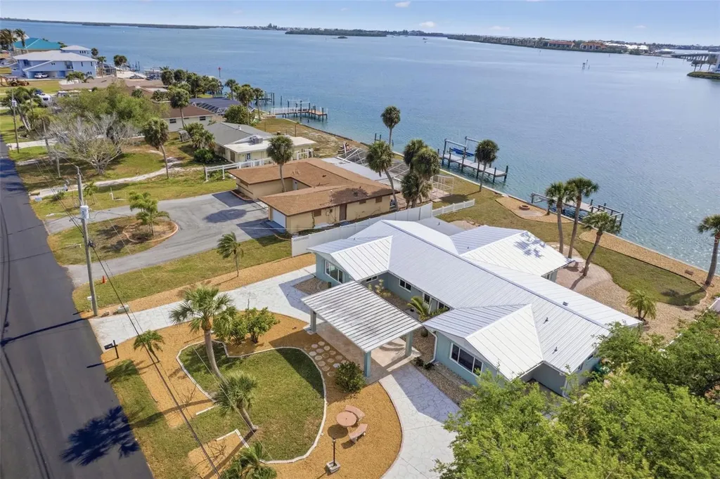 1424 Lemon Bay Drive Englewood FL 34223
